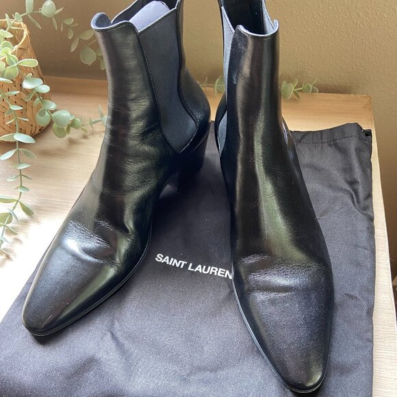 SAINT LAURENT WYATT CHELSEA BOOTIES LEAHTER SZ 37.5